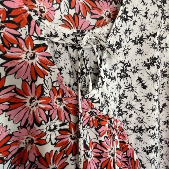 CAbi Layered Seraphina Floral Sleeveless Top Style #5730 - size Small - Picture 4 of 6